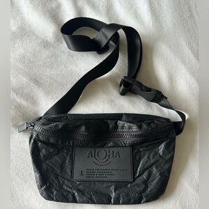ALOHA Collection Mini Hip Pack (Black)